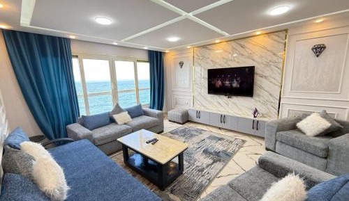 Two-Bedroom Apartment with Balcony and Sea View