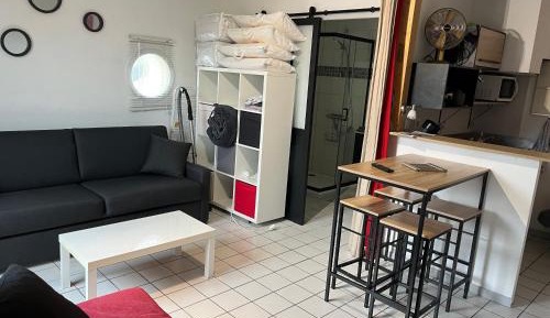 Studio Apartment