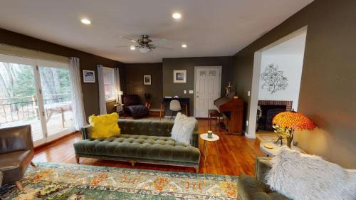 Four-Bedroom Holiday Home