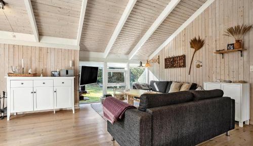 Four-Bedroom Holiday Home