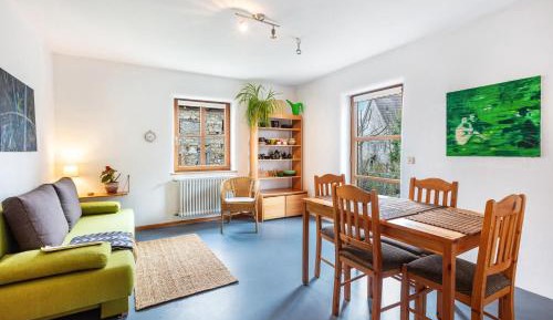 Superior One-Bedroom Apartment