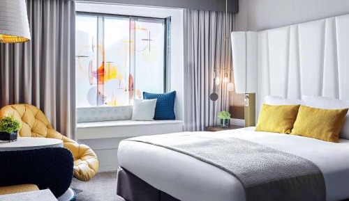 Luxury King or Twin room