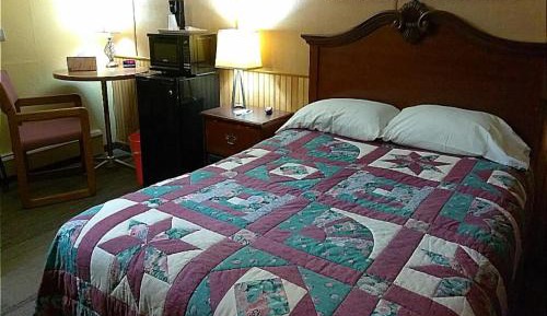 Full Bed Non-Smoking