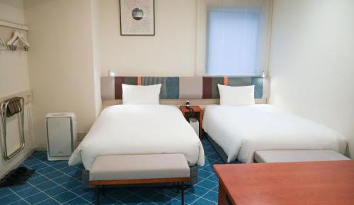 Accessible Twin Room - Non-Smoking