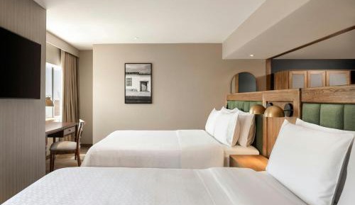 Standard Queen Room with Two Queen Beds