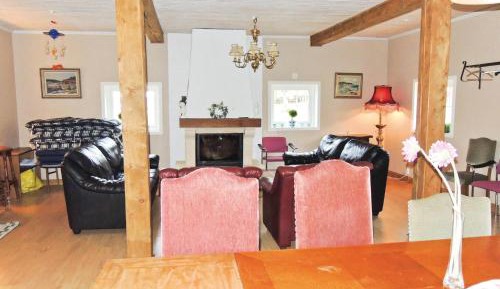 Four-Bedroom Holiday Home
