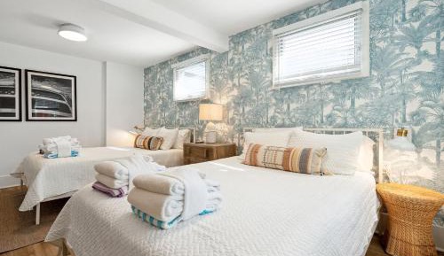 Deluxe Queen Room with Two Queen Beds