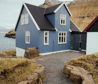 Six-Bedroom House