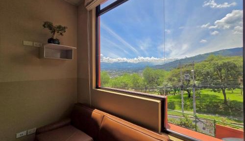 Suite with Mountain View