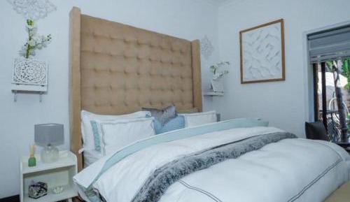 Deluxe Double or Twin Room with Pool View