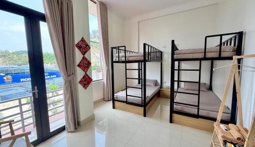 4-Bed Mixed Dormitory Room