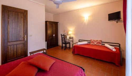 Triple Room