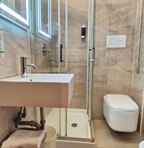 Triple Room with Bathroom