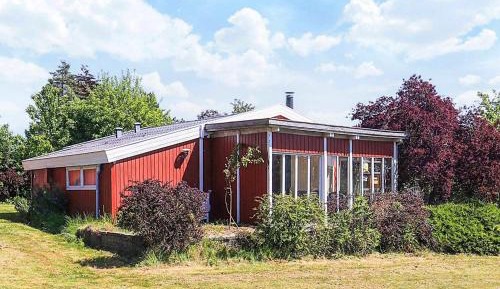 Three-Bedroom Vacation Home 