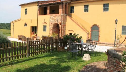 One-Bedroom Holiday Home