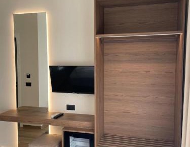 Deluxe Double Room with Balcony and Sea View