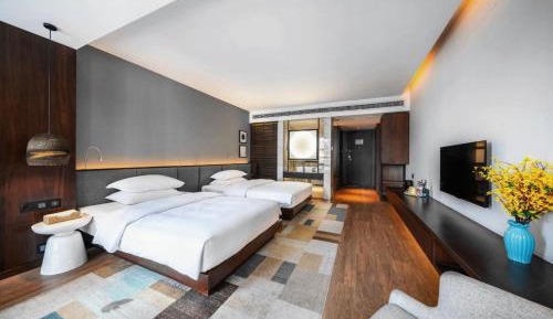 Twin Room with Private Bathroom