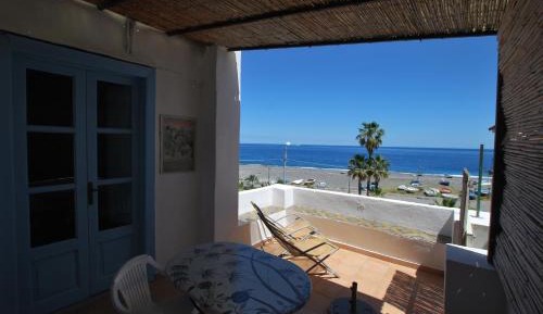 Studio with Sea View