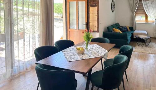 Three-Bedroom Holiday Home 