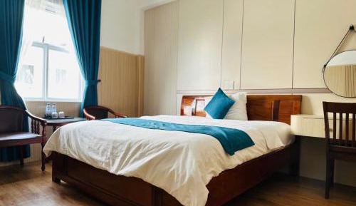 Large Single Room