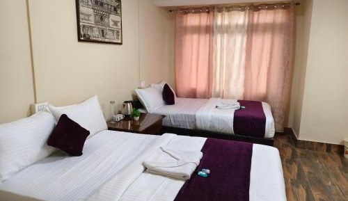Deluxe Double or Twin Room with Balcony
