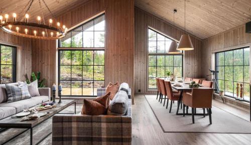 Four-Bedroom Holiday Home