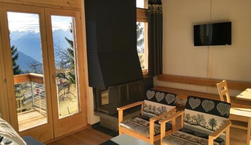 Superior Two-Bedroom Apartment with Balcony