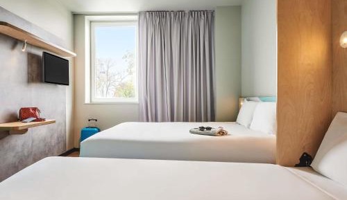 Triple Room with a Double Bed and a Single Bed