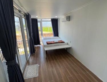 King Room with Mountain View