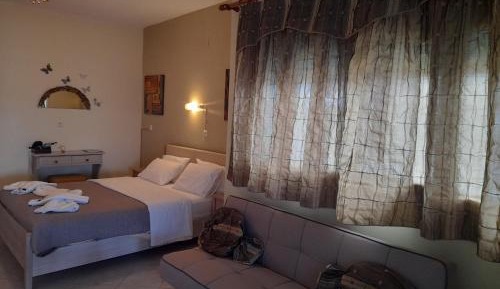 Double Room with Balcony and Sea View