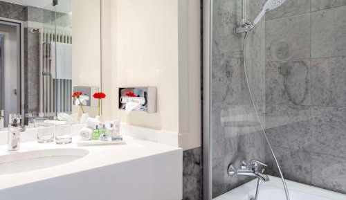 Superior Single Room with Park View