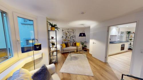 Deluxe Two-Bedroom Apartment with Garden View