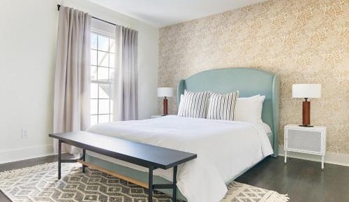 Apartment with Garden View