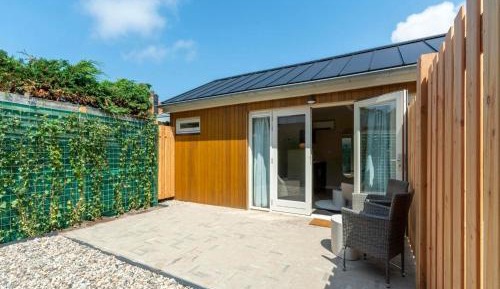 One-Bedroom Holiday Home