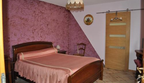 Family Room with Garden View