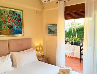 Double Room with Balcony and Sea View