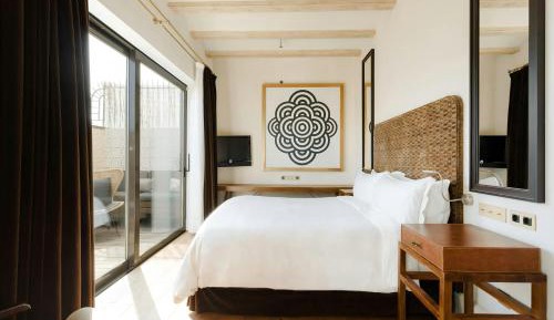 Superior King Room with Private Pool and Terrace