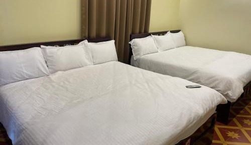 One-Bedroom Deluxe Apartment