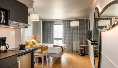 Studio (2 Adults) Double Bed