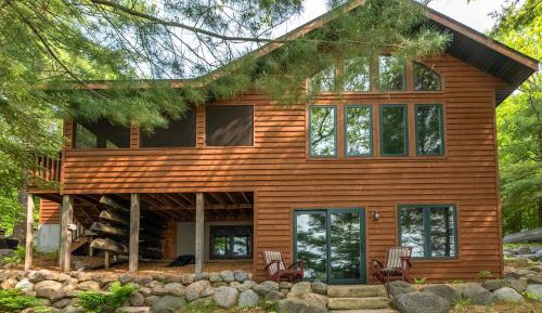 Three-Bedroom Vacation Home 