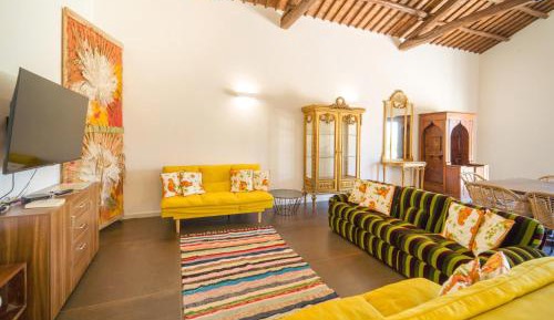 Five-Bedroom Holiday Home