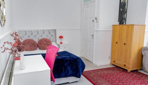 Deluxe Double or Twin Room with City View