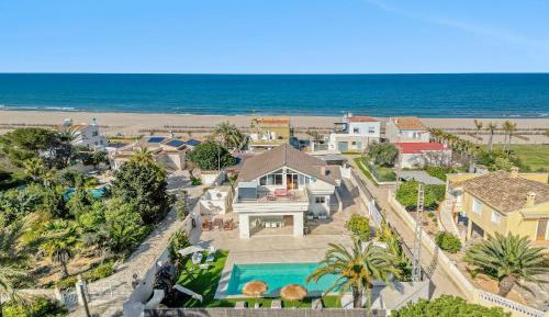 Villa with Sea View