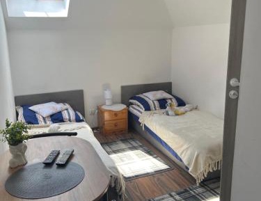 Deluxe Double Room with Shower