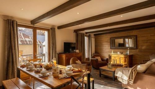 Apartment (9 Adults)