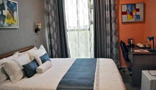 Deluxe Double Room with Bath