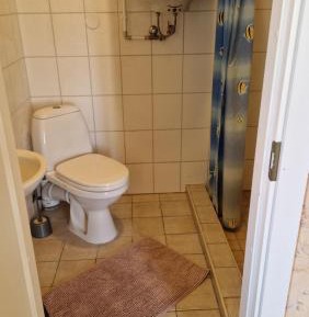 Twin Room with Shower