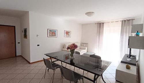 One-Bedroom Apartment with Balcony