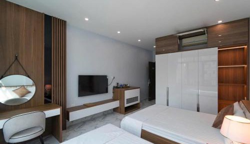 Deluxe Family Room