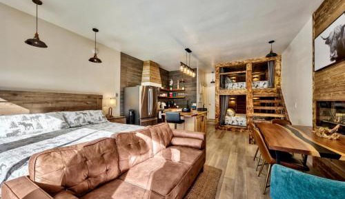 Studio Apartment